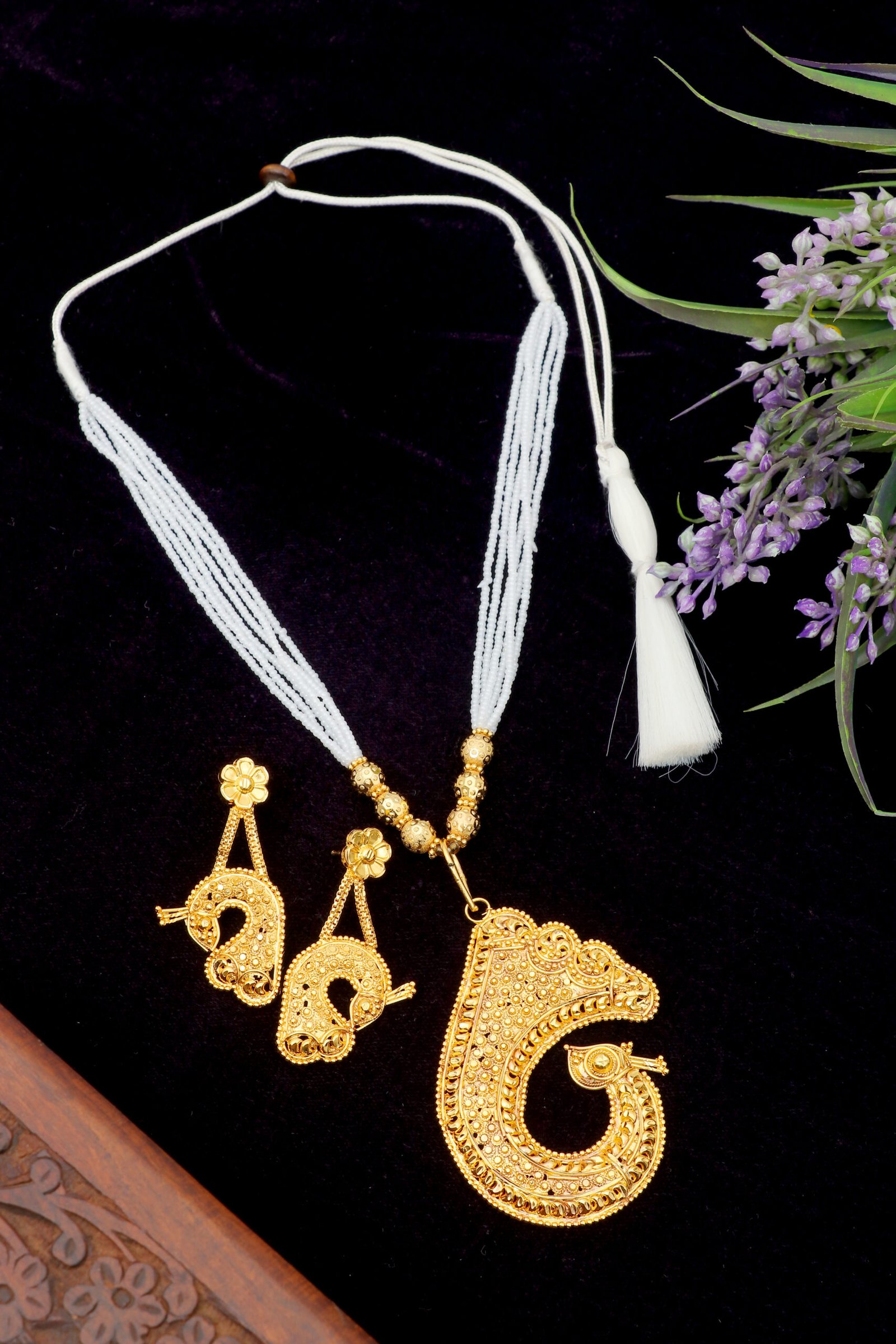 (42) Antique Peacock Motif Gold-Plated Necklace Set